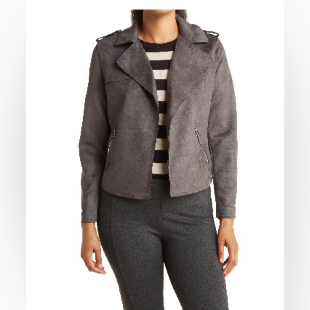 NWOT Tahari Faux Suede Crop Moto Jacket. Size: Medium Color: Carbon Gray